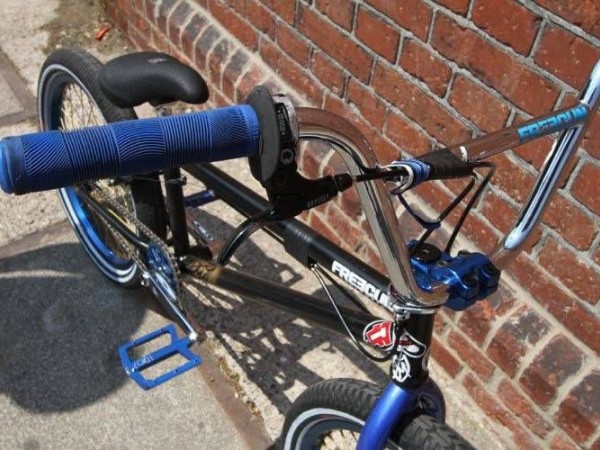 Aj Anaya bike check